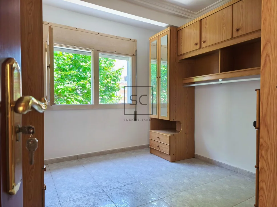 Apartamento en santa cecilia-narón