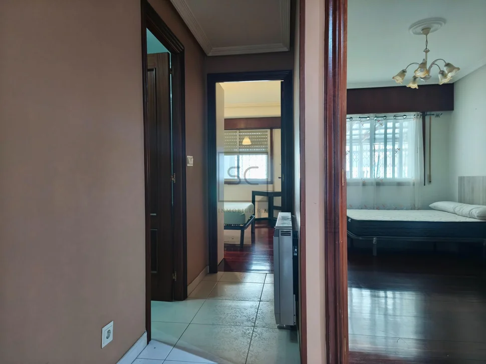 Piso con terraza en santa cecilia, narón