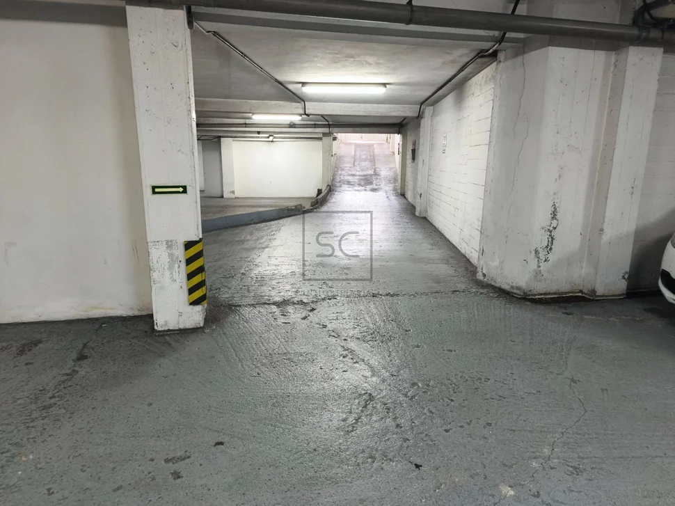 Piso con terraza en santa cecilia, narón