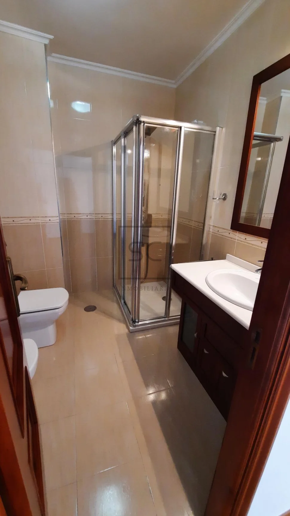 Piso Amueblado con Garaje en Catabois – Ferrol