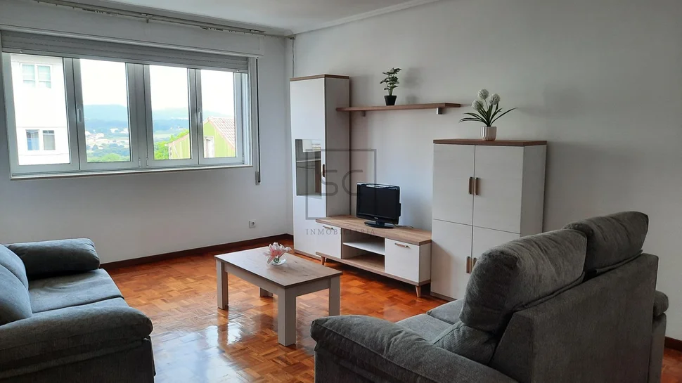Piso amueblado con garaje en catabois – ferrol