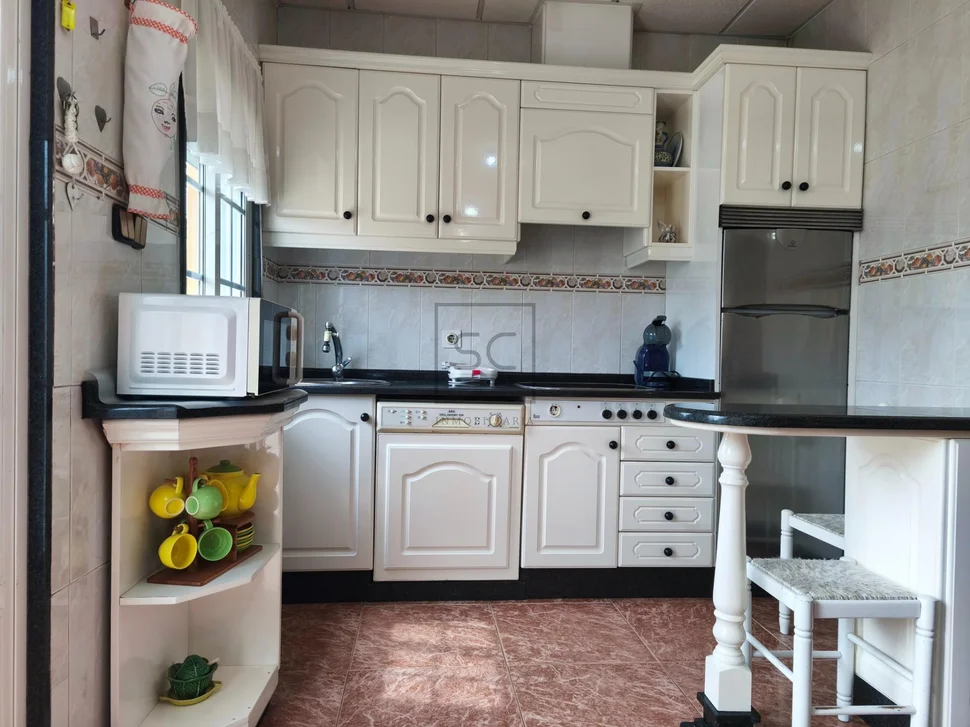 Dos Viviendas en Neda, con Finca y Aparcamiento