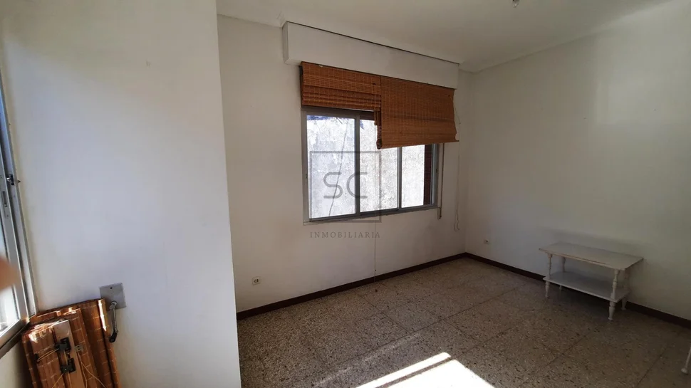 Piso con terraza y vistas al mar en a graña