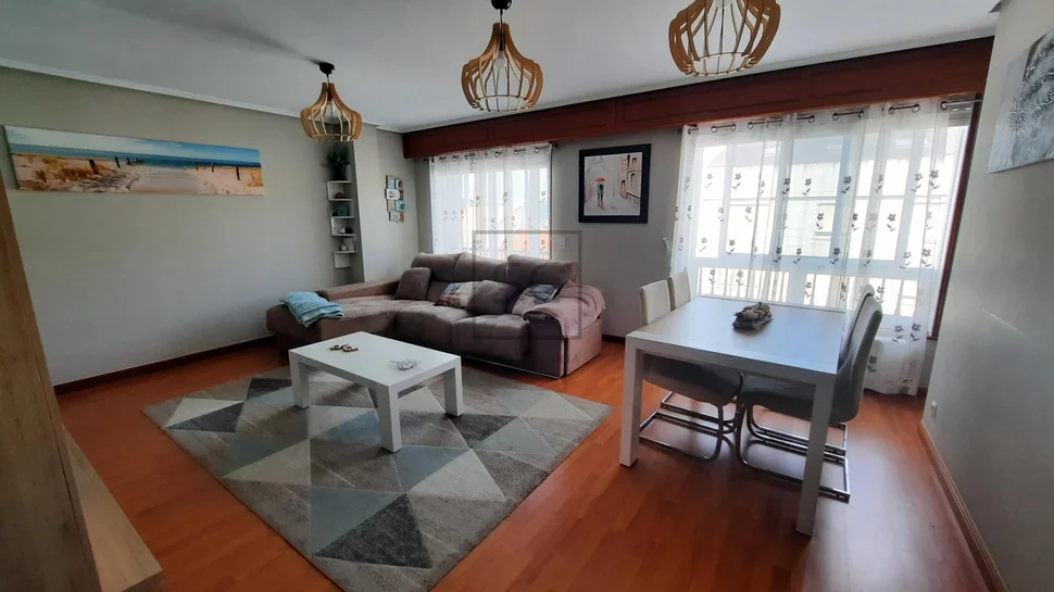 Duplex con ascensor y garaje en puerta de neira- ferrol