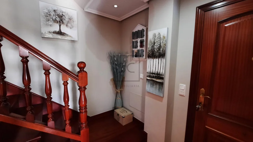 Duplex con ascensor y garaje en puerta de neira- ferrol