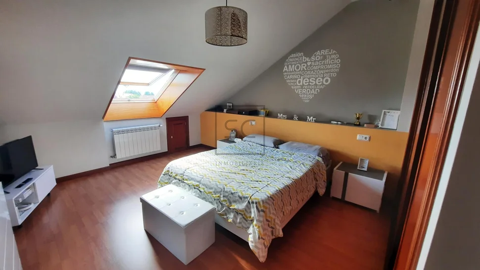 Duplex con ascensor y garaje en puerta de neira- ferrol