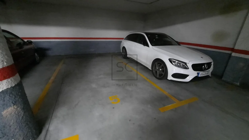 Duplex con ascensor y garaje en puerta de neira- ferrol