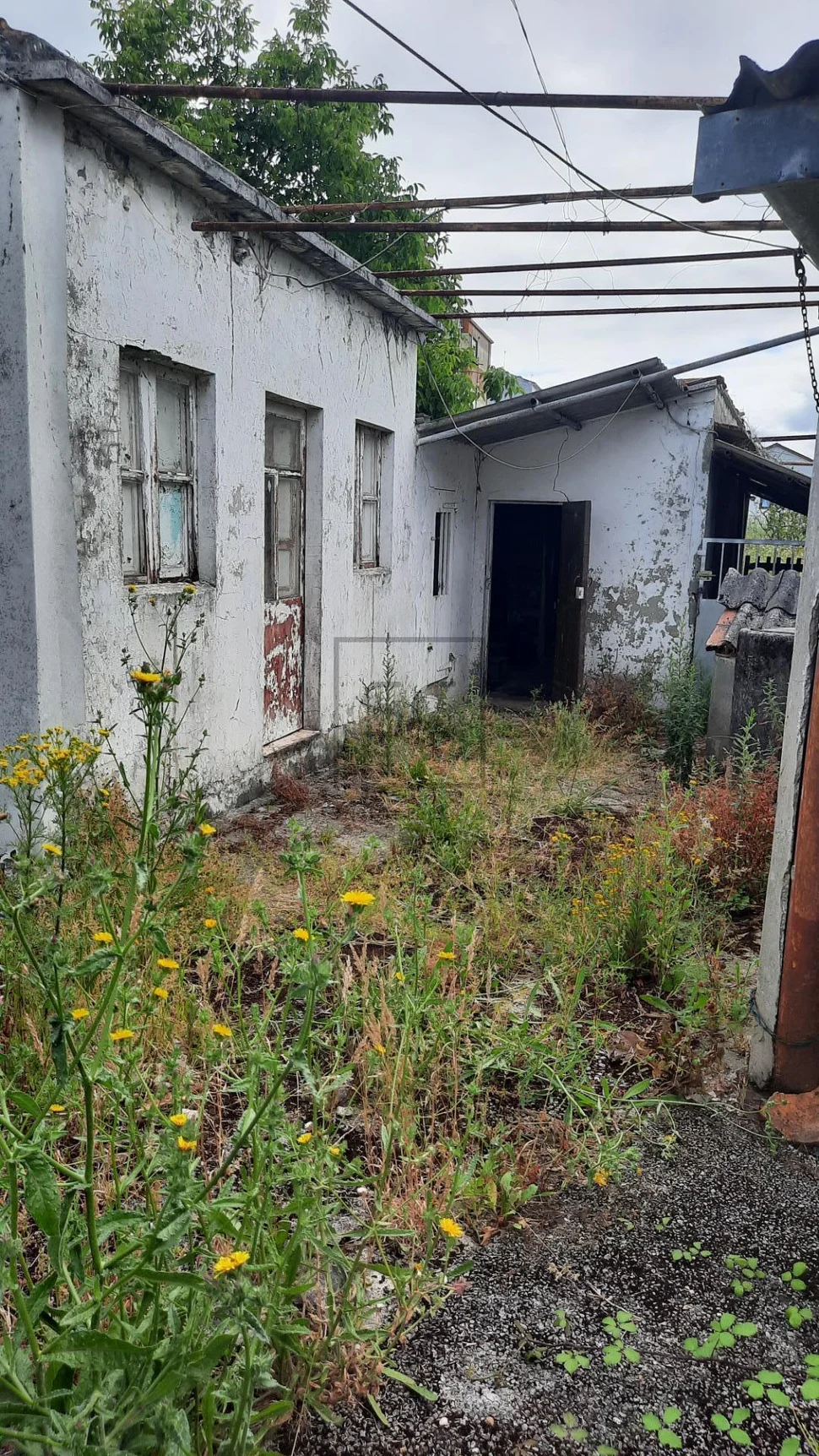 Casa adosada para reforma en freixeiro