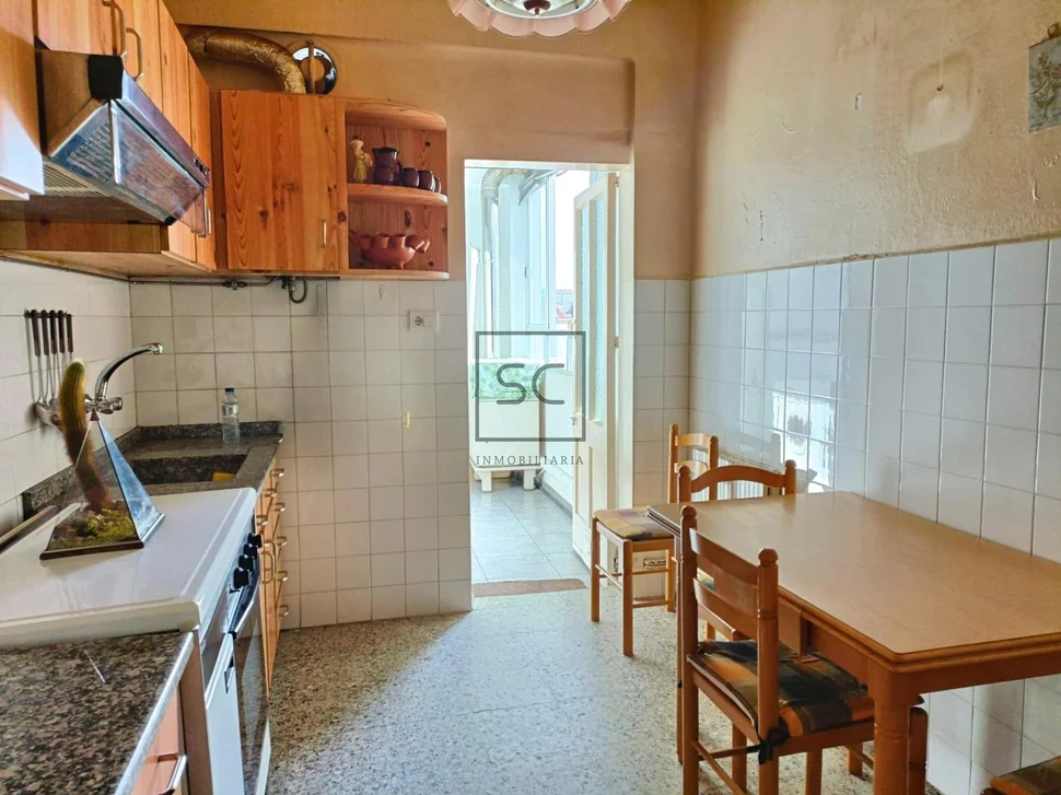 Luminoso piso en freixeiro, narón