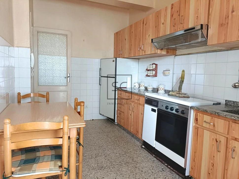 Luminoso piso en freixeiro, narón