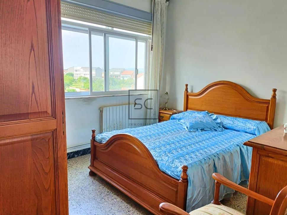 Luminoso piso en freixeiro, narón