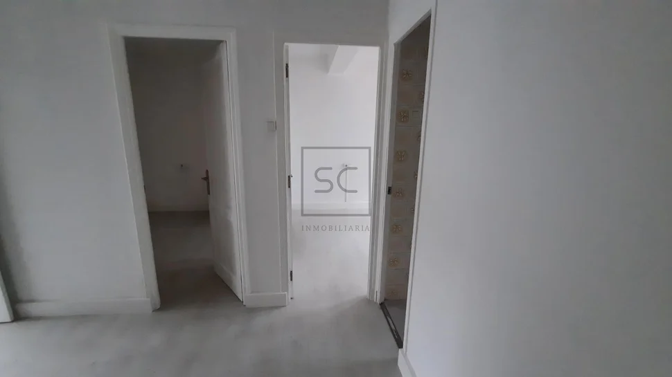 Primera planta reformada en piñeiros