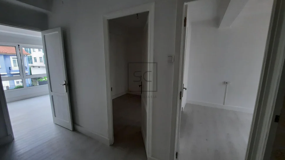 Primera planta reformada en piñeiros