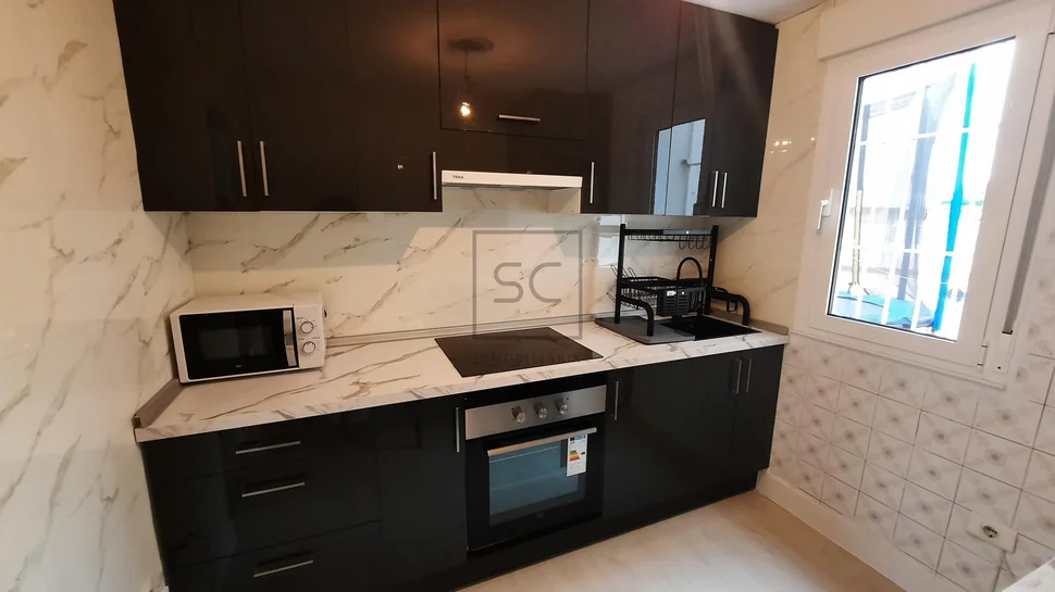 Primera planta reformada en piñeiros