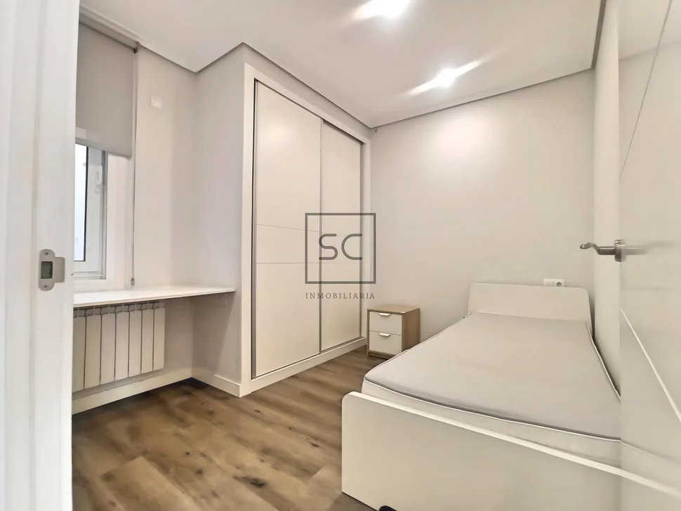 Amplio piso en ferrol