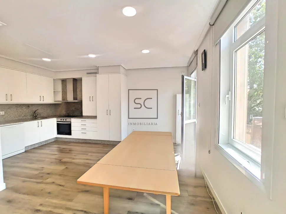 Amplio piso en ferrol