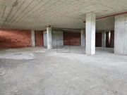 Bajo comercial en el alto del castaño, narón