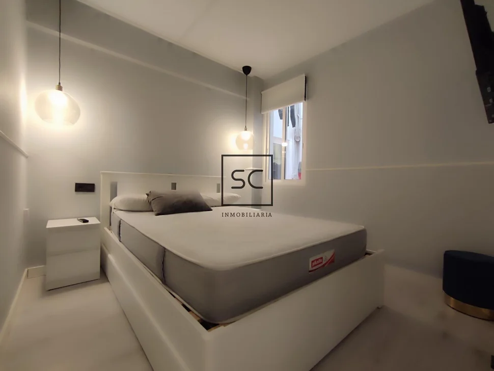 Piso con terraza en el centro de ferrol