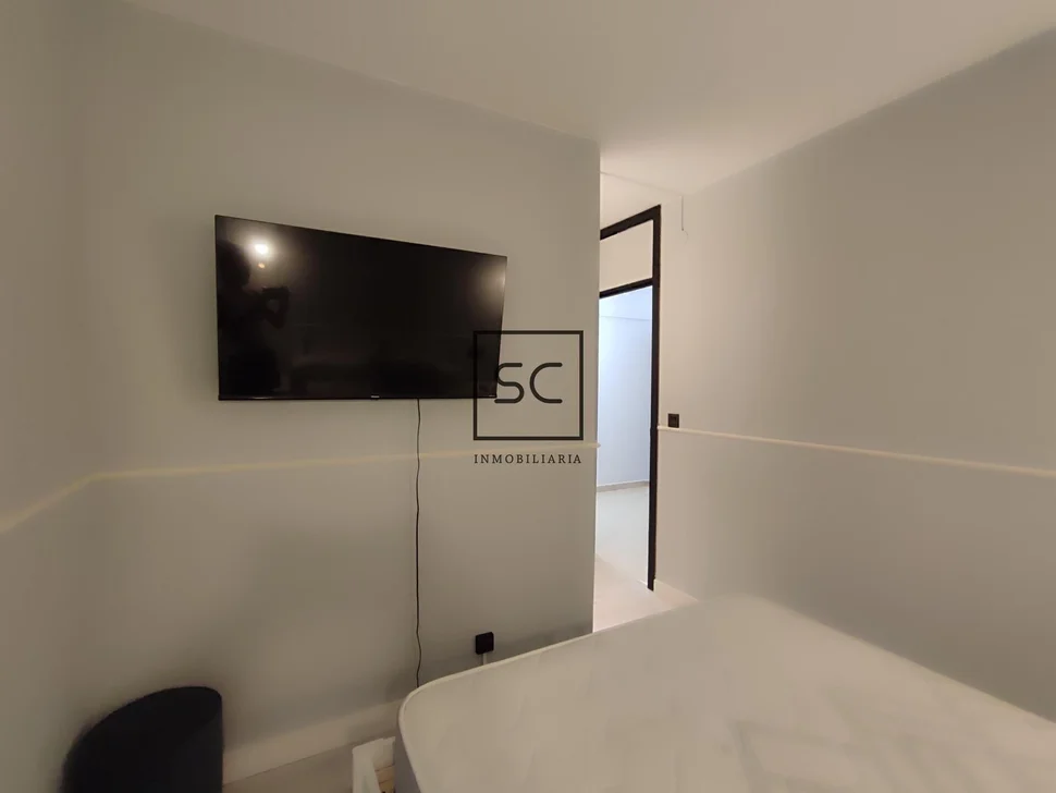 Piso con terraza en el centro de ferrol