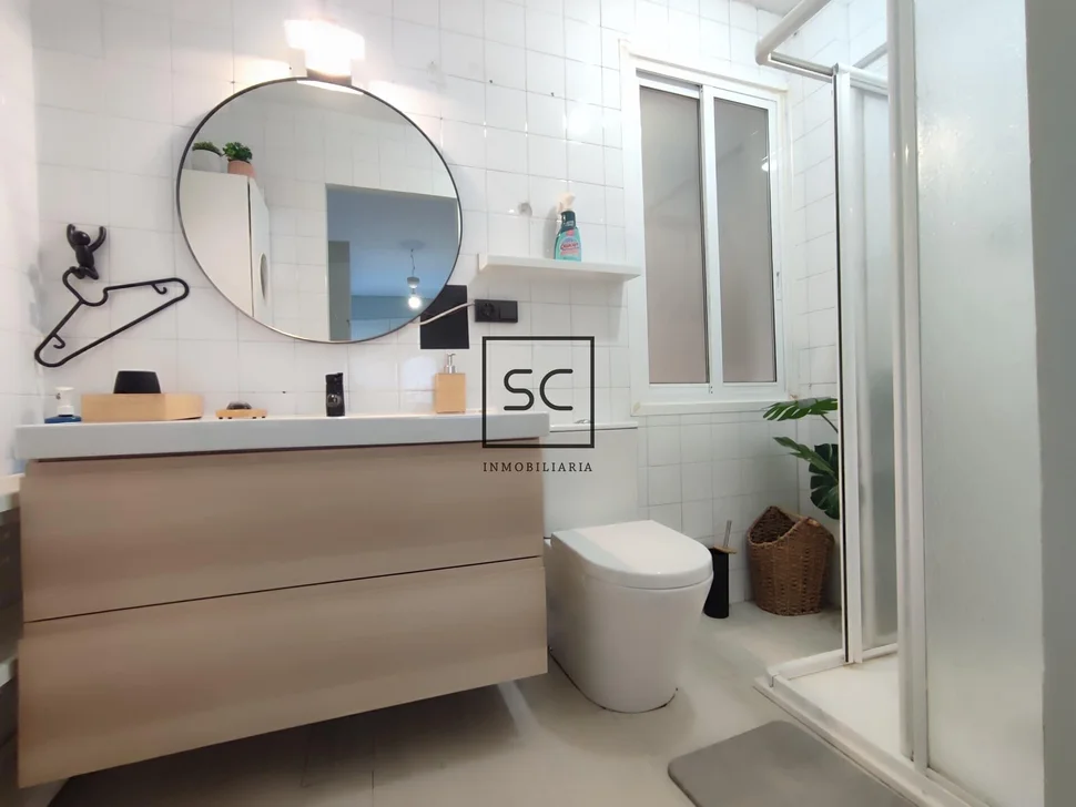 Piso con terraza en el centro de ferrol