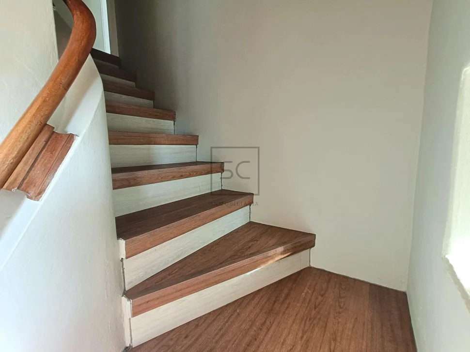 Casa de piedra en sisalde, cedeira