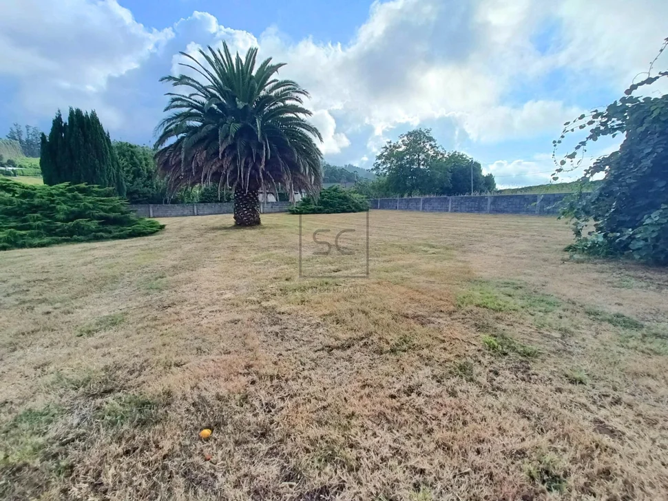 Casa de piedra en sisalde, cedeira