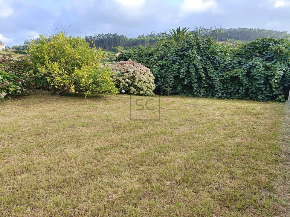 Casa de piedra en sisalde, cedeira