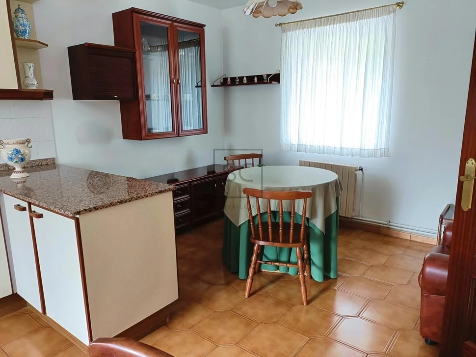 Casa de piedra en sisalde, cedeira