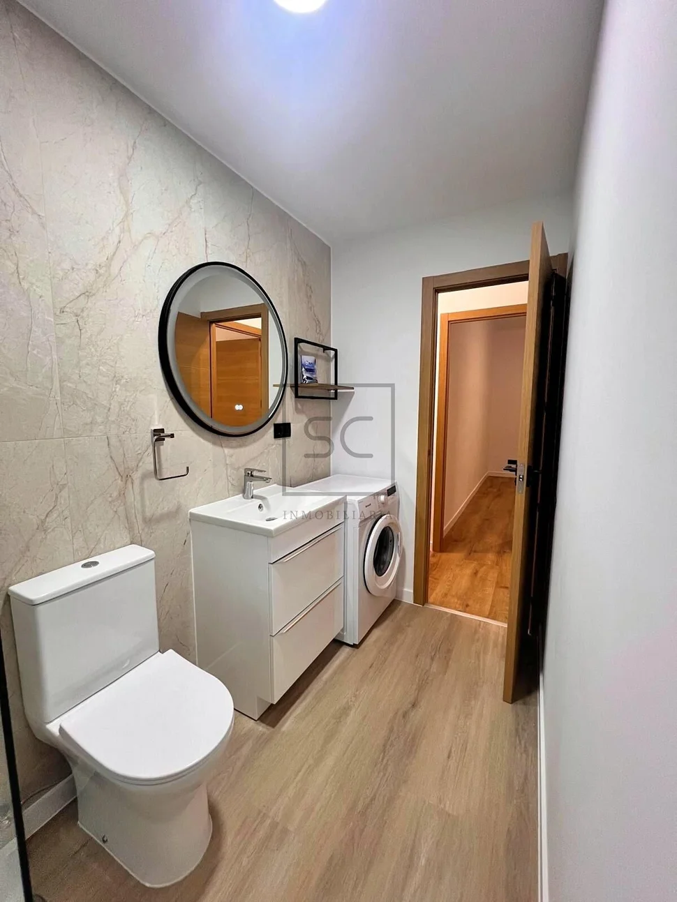 Piso con 4 habitaciones en ferrol