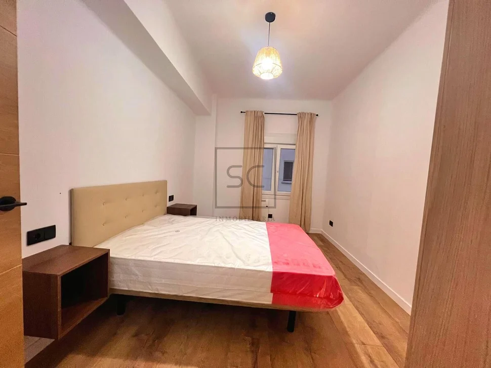 Piso con 4 habitaciones en ferrol