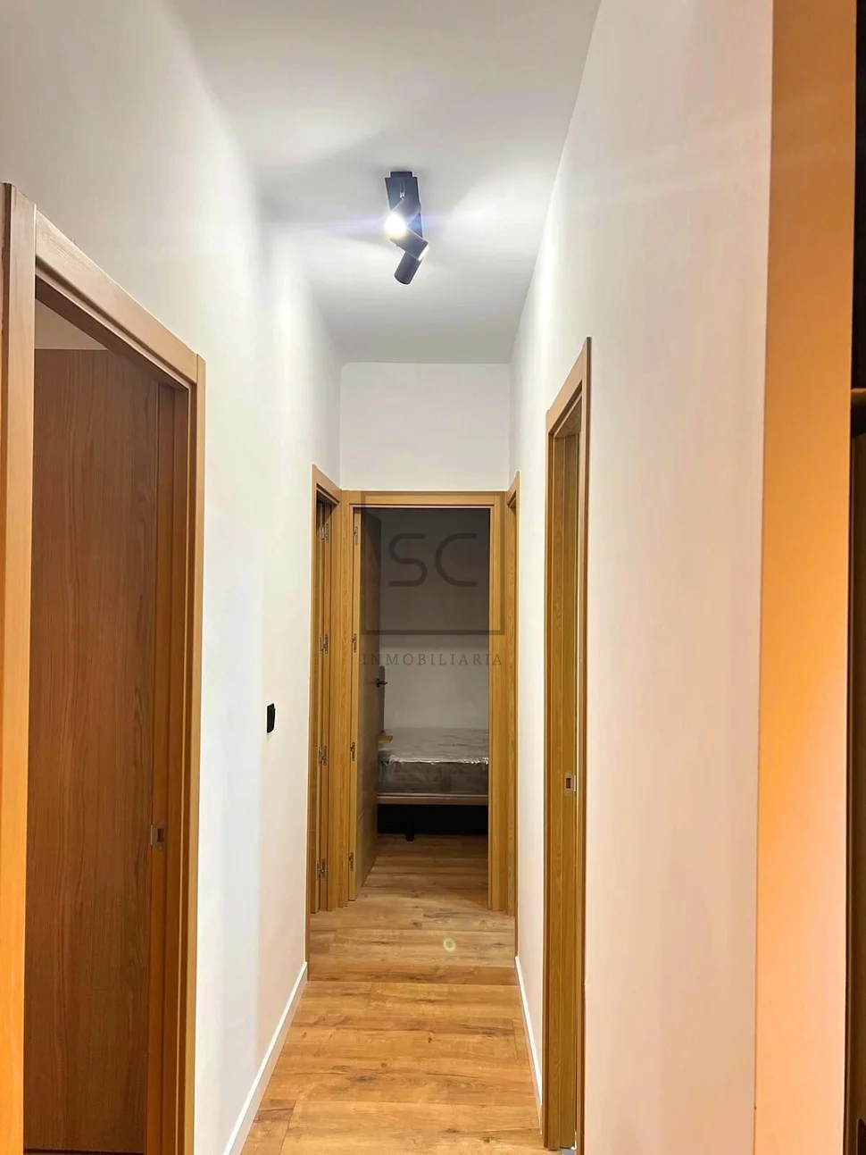 Piso con 4 habitaciones en ferrol