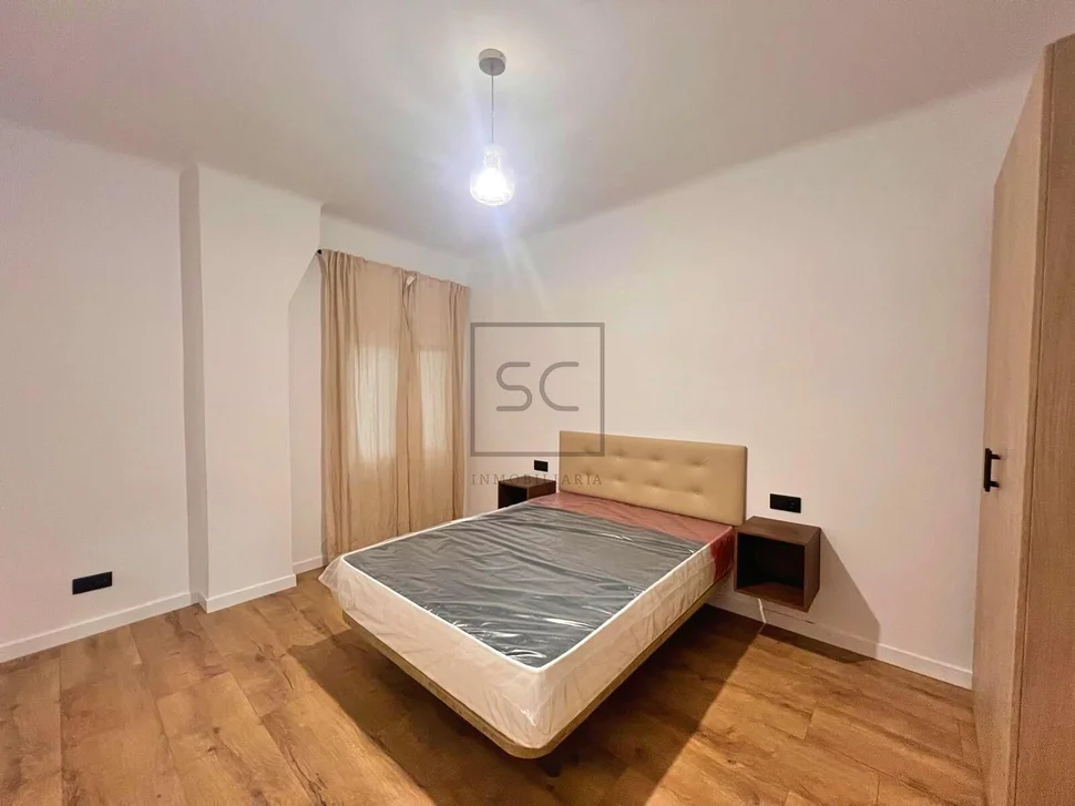Piso con 4 habitaciones en ferrol