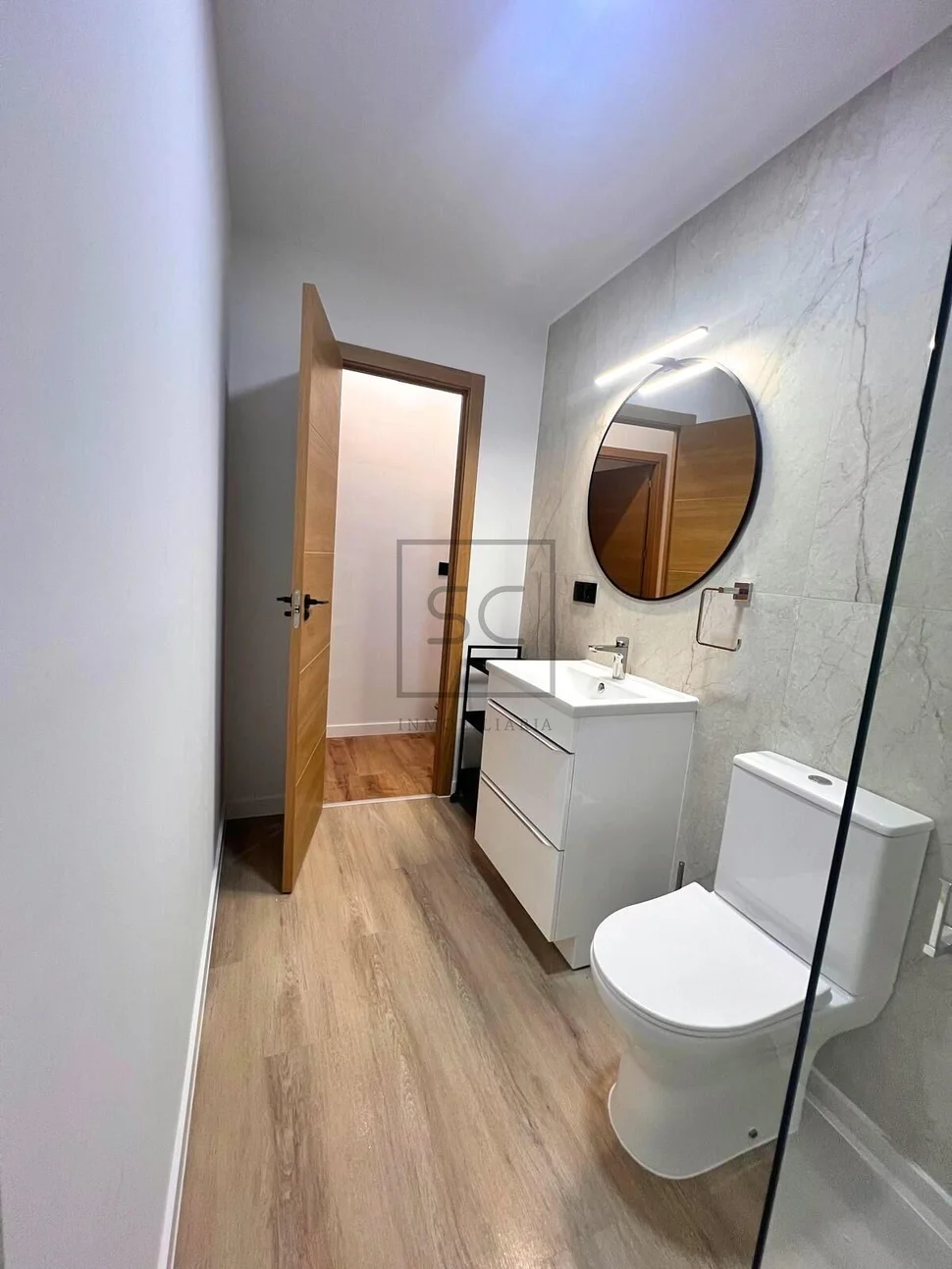 Piso con 4 habitaciones en ferrol