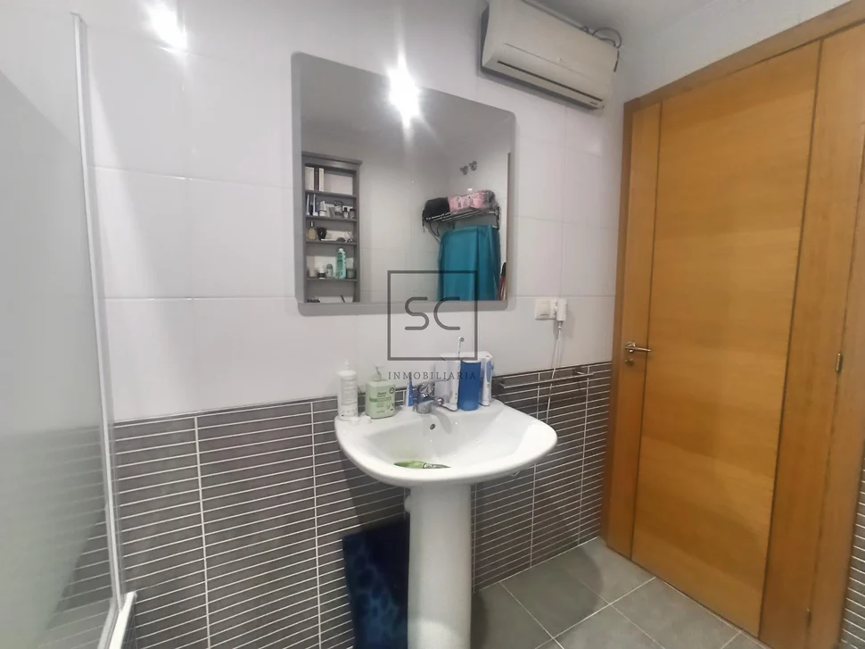 Dúplex en santa marina con vistas