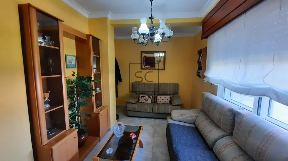 Amplio piso con ascensor en caranza