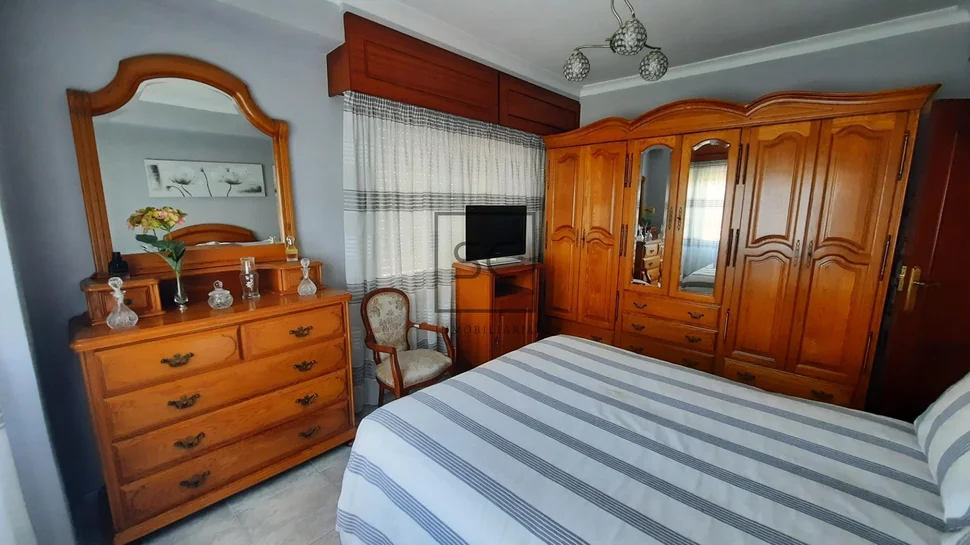 Amplio piso con ascensor en caranza