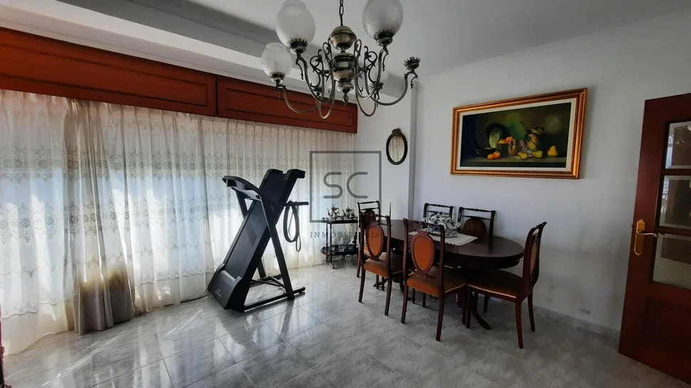 Amplio piso con ascensor en caranza