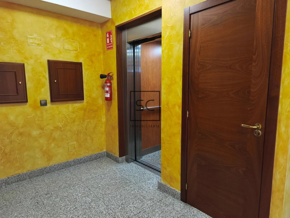 Estudio en el odeón, narón