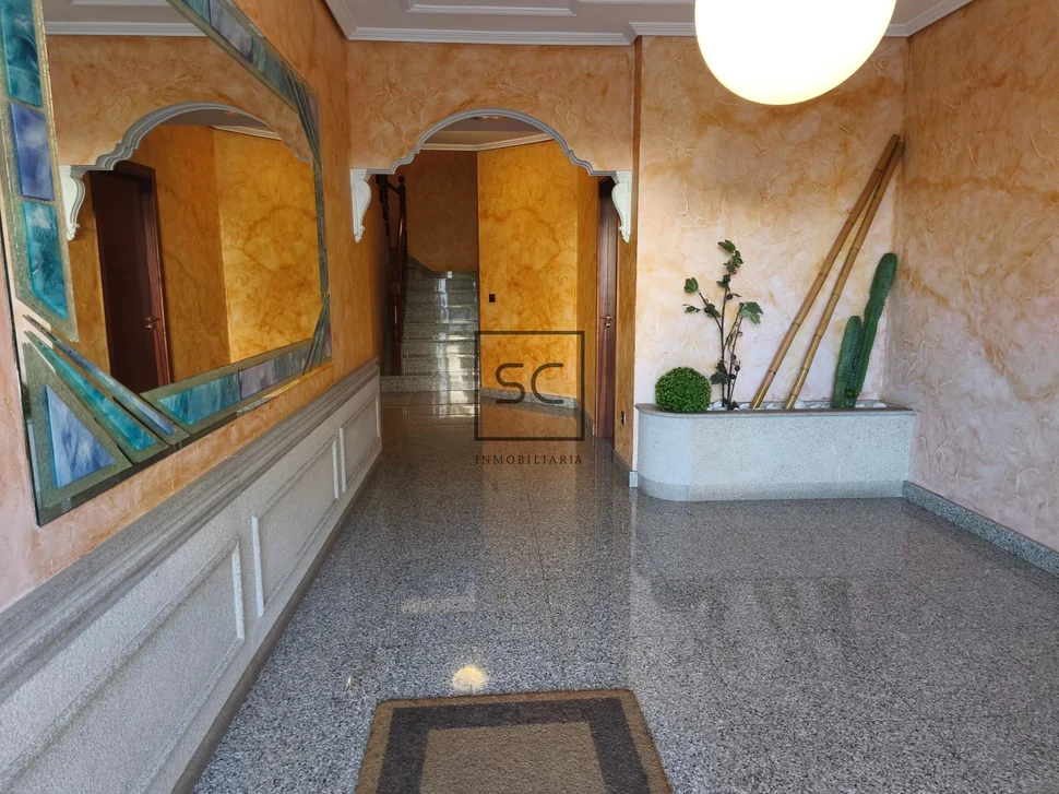 Estudio en el odeón, narón