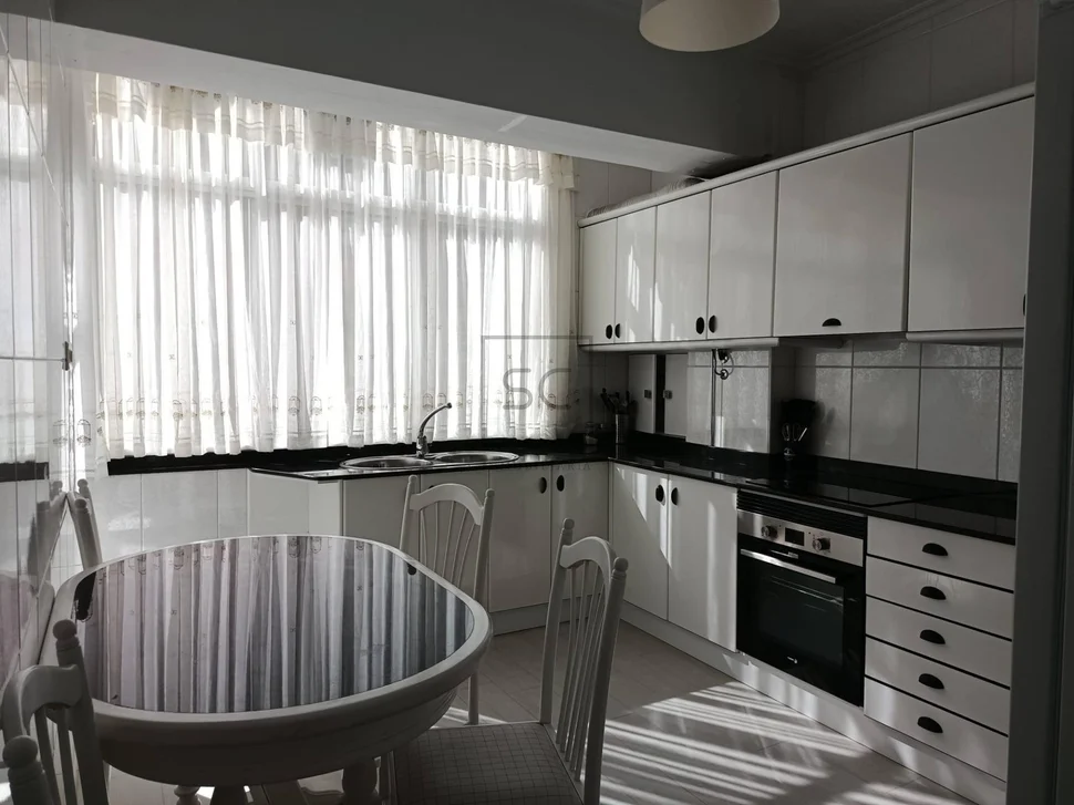 Primera planta en alquiler en narón