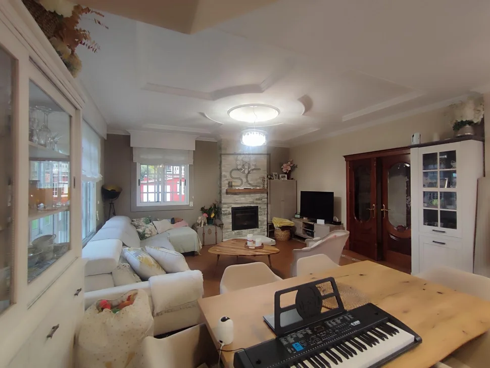 Elegante chalet en el val narón