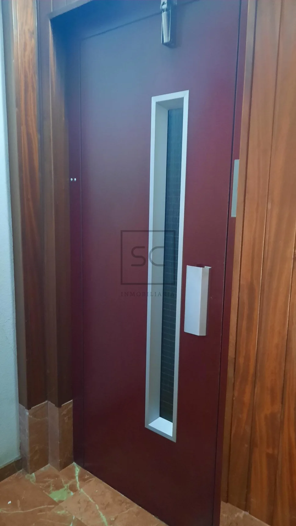 Piso amueblado con ascensor en ferrol