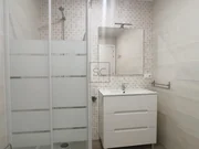 Luminoso piso con ascensor en el centro