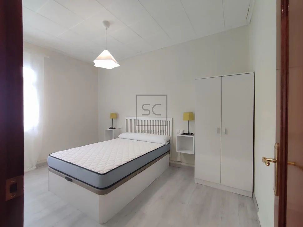 Piso con encanto en santa cecilia narón