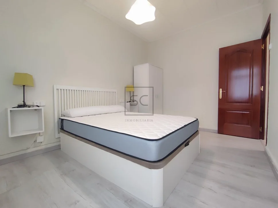 Piso con encanto en santa cecilia narón