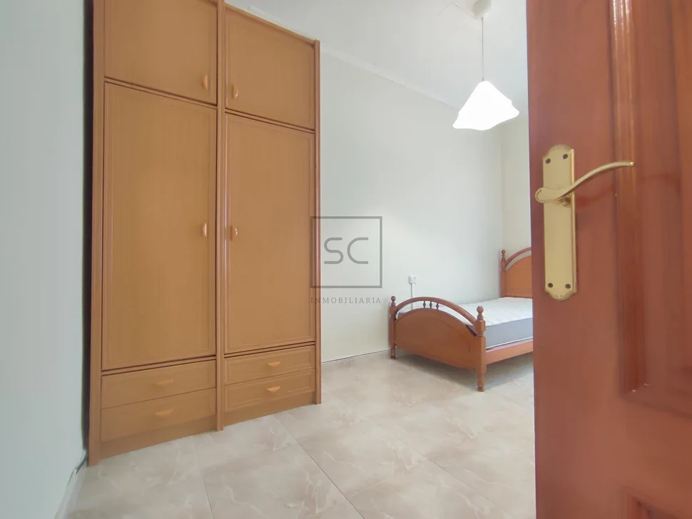 Piso con encanto en santa cecilia narón