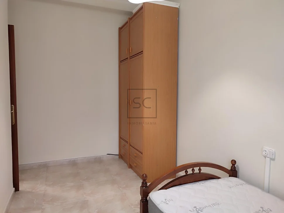 Piso con encanto en santa cecilia narón