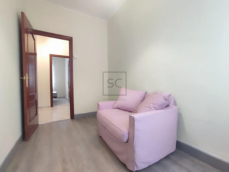 Piso con encanto en santa cecilia narón