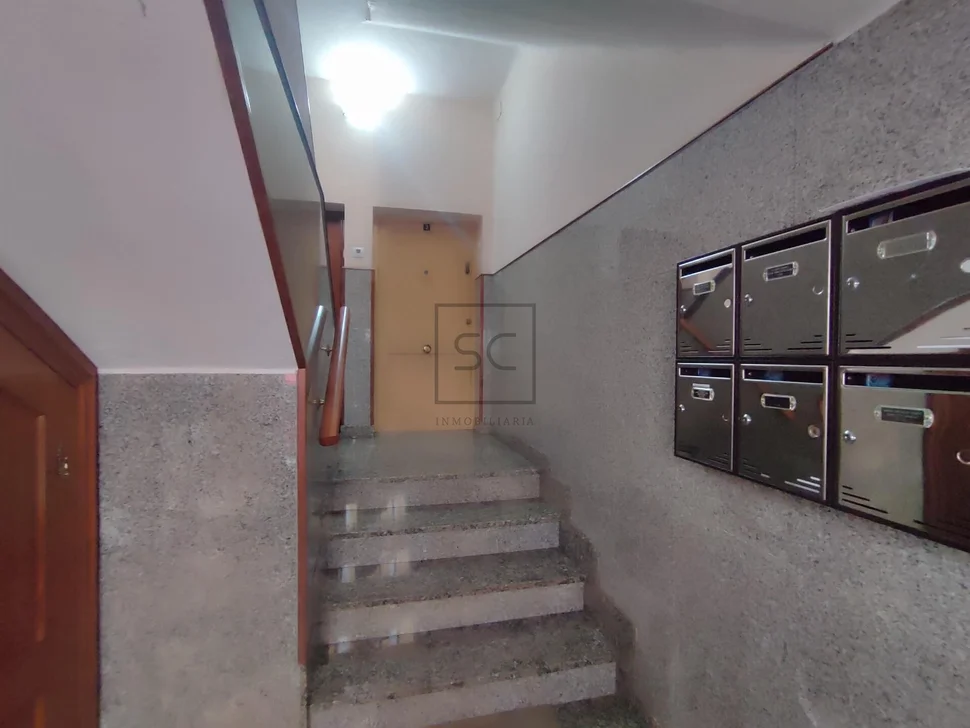 Piso con encanto en santa cecilia narón