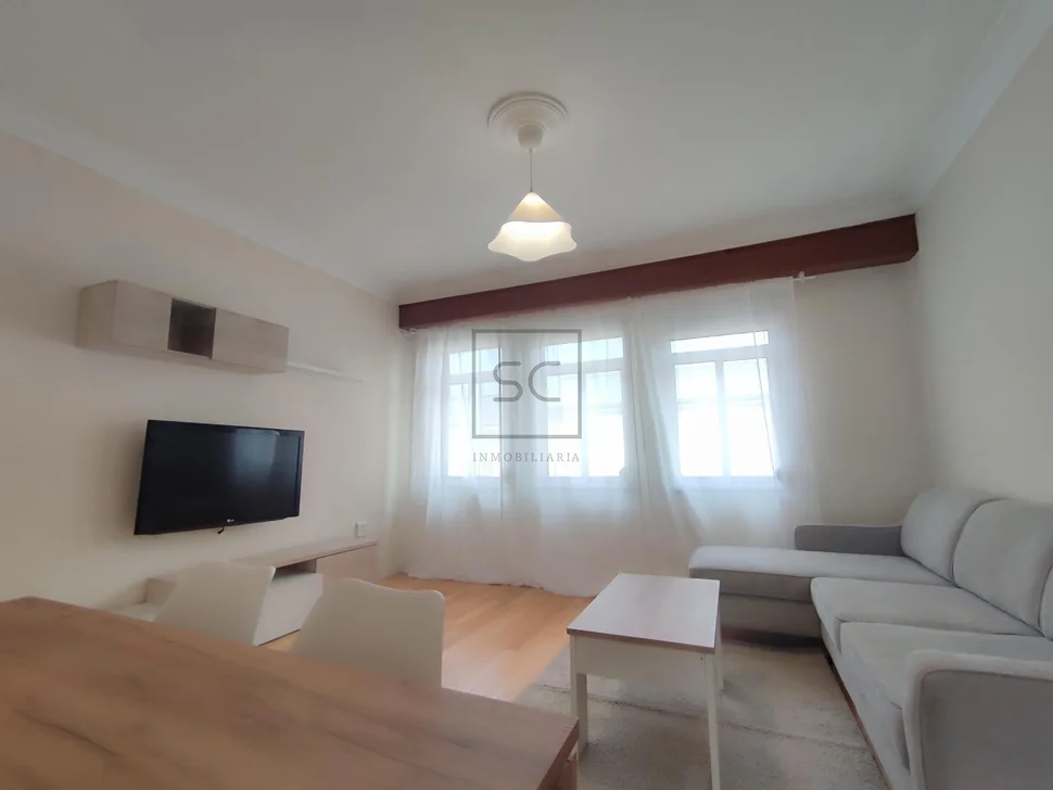 Piso con encanto en santa cecilia narón